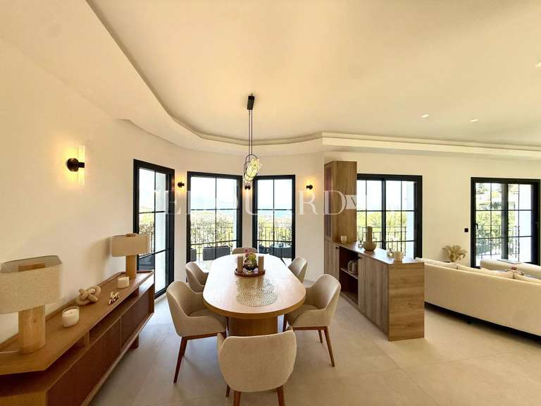 Villa Roquebrune-Cap-Martin - 5 chambres - 240m²