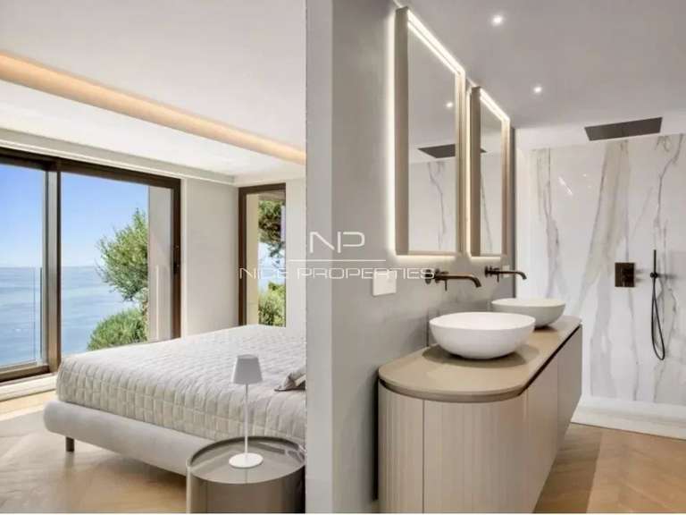 Villa Roquebrune-Cap-Martin - 5 chambres - 300m²