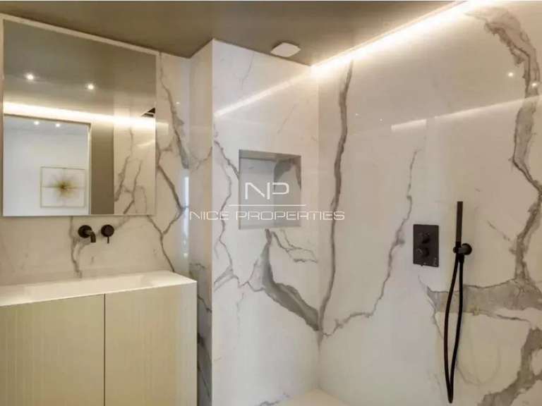 Villa Roquebrune-Cap-Martin - 5 chambres - 300m²