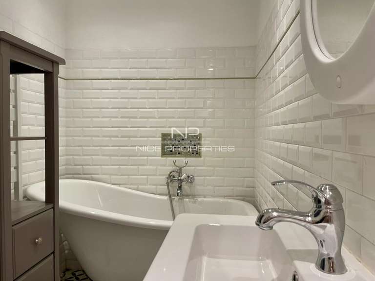 Villa Roquebrune-Cap-Martin - 5 chambres - 228m²