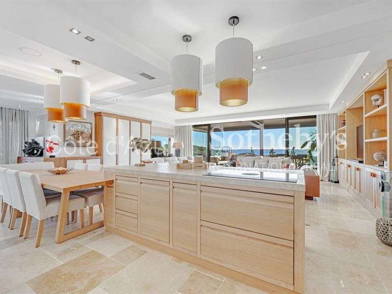 Appartement avec Vue sur mer Roquebrune-sur-Argens - 3 chambres - 177m²