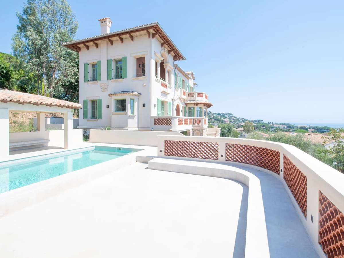 Mansion Roquebrune-sur-Argens