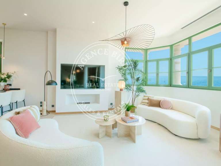 Hôtel particulier avec Vue sur mer Roquebrune-sur-Argens - 5 chambres - 382m²