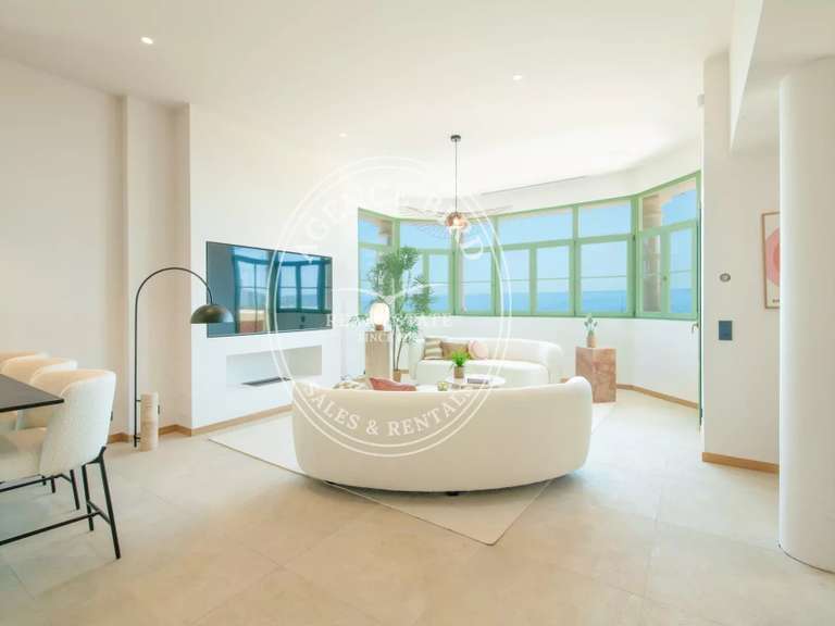 Hôtel particulier avec Vue sur mer Roquebrune-sur-Argens - 5 chambres - 382m²