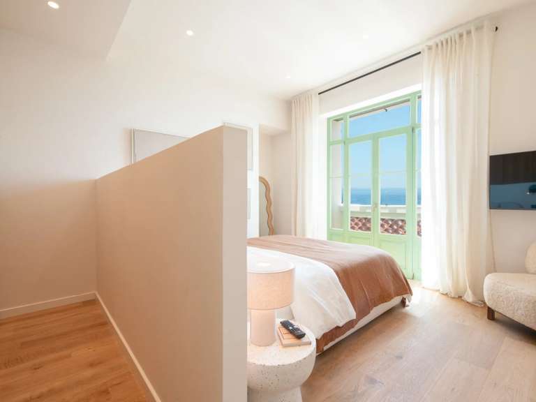 Hôtel particulier avec Vue sur mer Roquebrune-sur-Argens - 5 chambres - 382m²