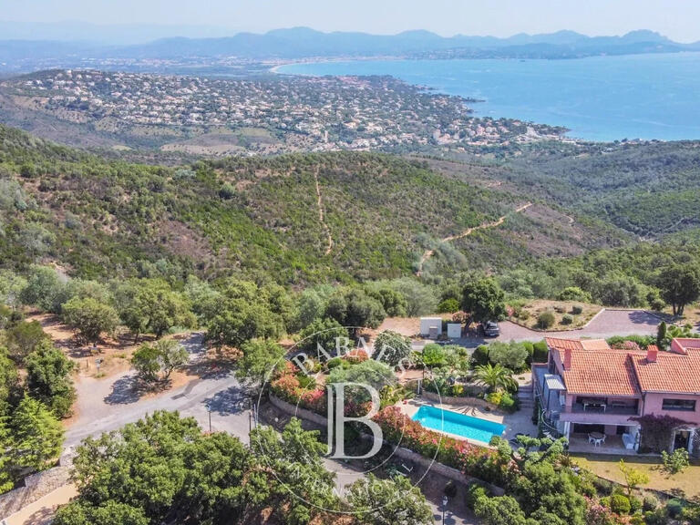 Vente Maison avec Vue mer Roquebrune-sur-Argens - 4 chambres
