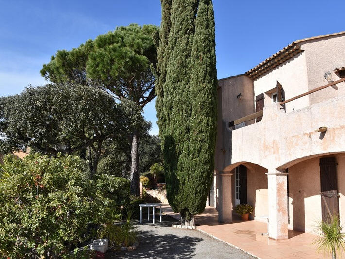 Sale House Roquebrune-sur-Argens - 3 bedrooms
