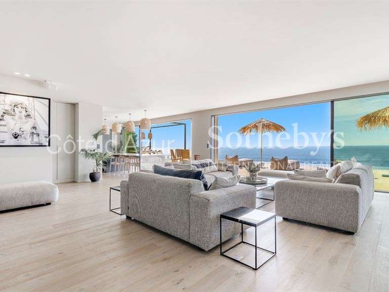 House with Sea view Roquebrune-sur-Argens - 5 bedrooms - 435m²
