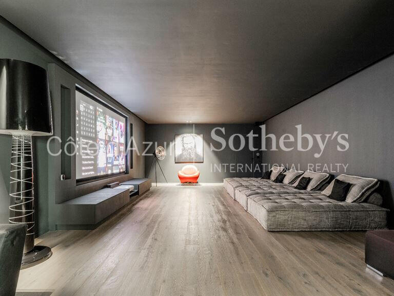 Maison Roquebrune-sur-Argens - 5 chambres - 435m²