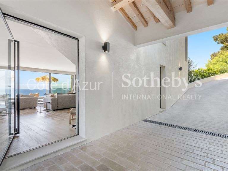 House with Sea view Roquebrune-sur-Argens - 5 bedrooms - 435m²