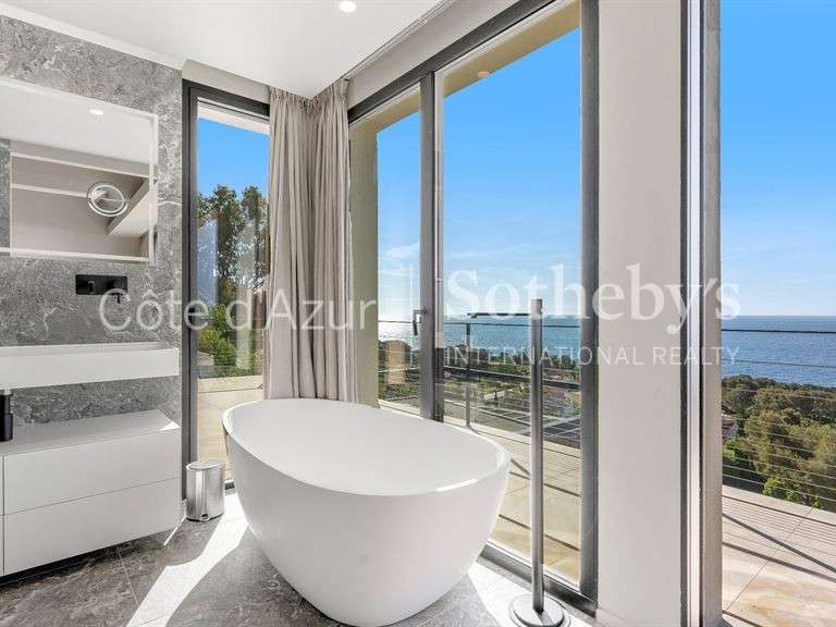 House Roquebrune-sur-Argens