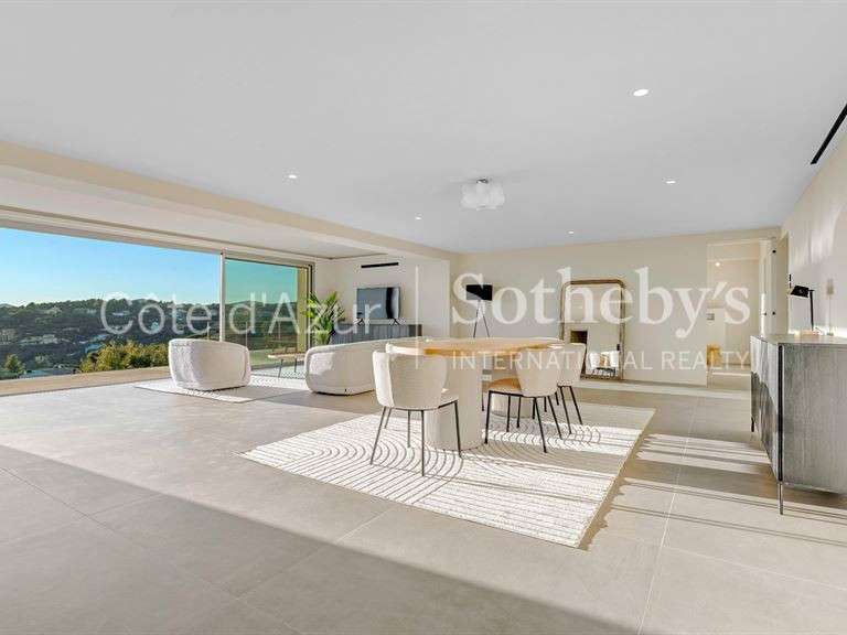 House with Sea view Roquebrune-sur-Argens - 4 bedrooms - 230m²