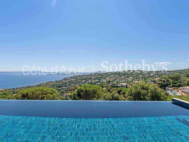 House with Sea view Roquebrune-sur-Argens - 4 bedrooms - 230m²