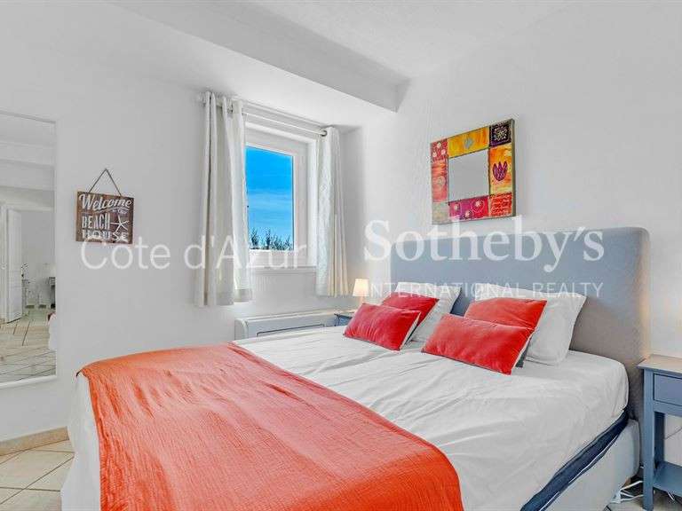 House with Sea view Roquebrune-sur-Argens - 4 bedrooms - 150m²