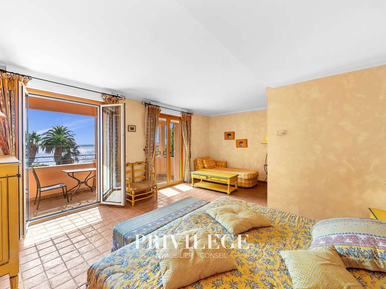 Maison avec Vue sur mer Roquebrune-sur-Argens - 10 chambres - 775m²