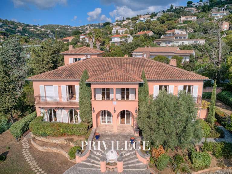 Maison avec Vue sur mer Roquebrune-sur-Argens - 10 chambres - 775m²