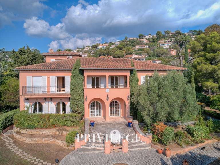 Maison avec Vue sur mer Roquebrune-sur-Argens - 10 chambres - 775m²