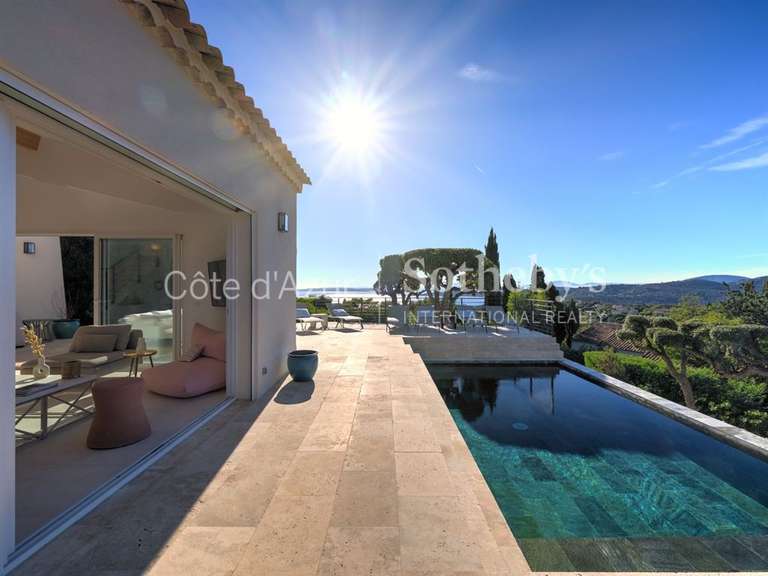 House with Sea view Roquebrune-sur-Argens - 6 bedrooms - 175m²