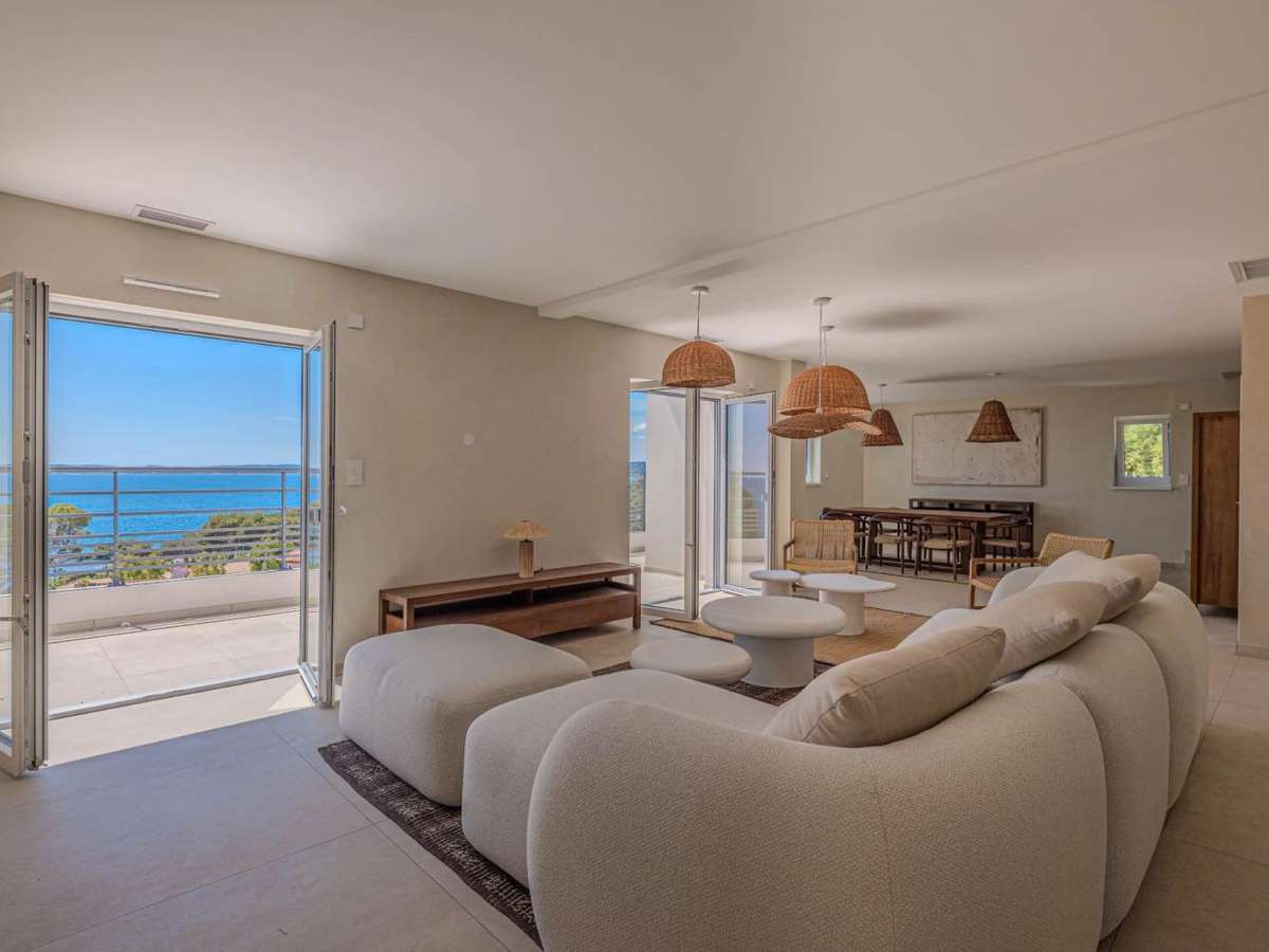 House Roquebrune-sur-Argens