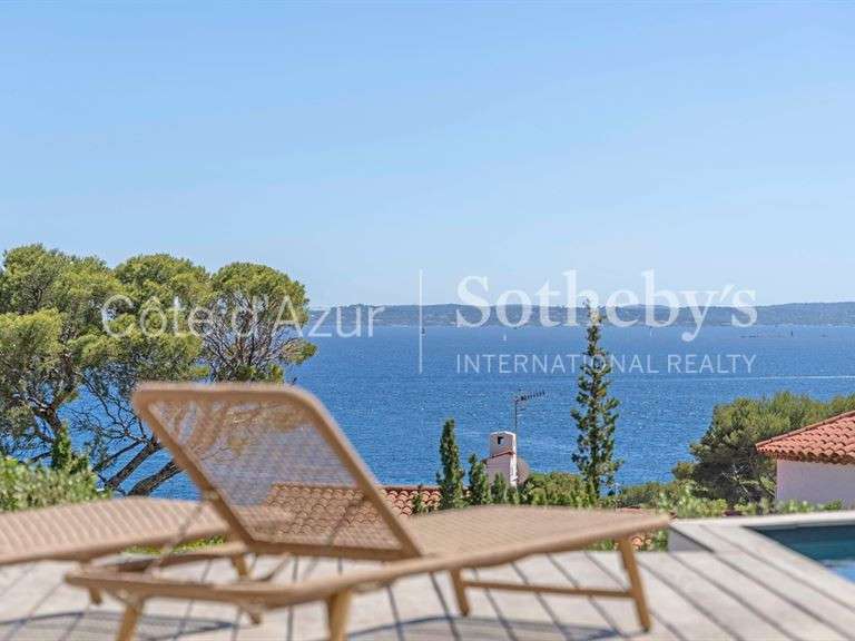 House with Sea view Roquebrune-sur-Argens - 5 bedrooms - 230m²
