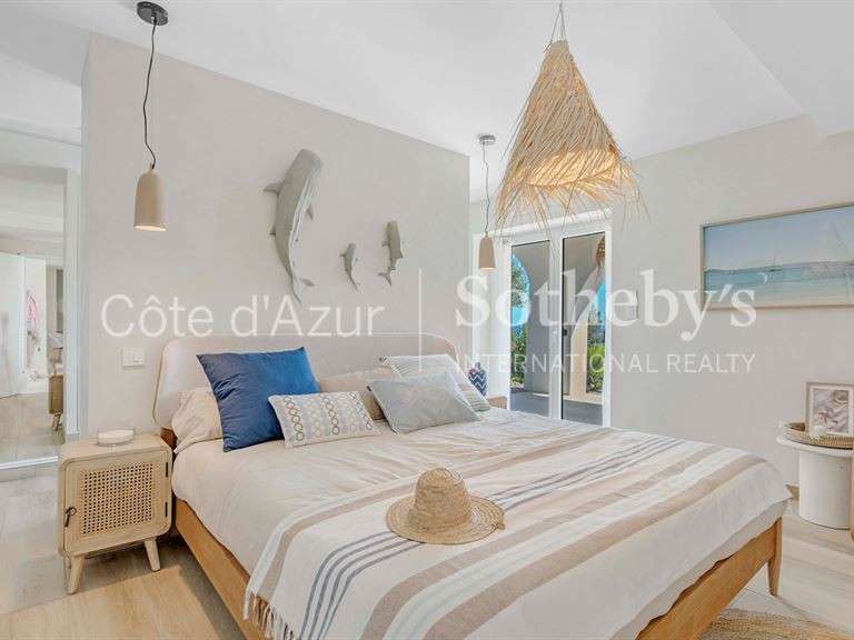 Maison avec Vue sur mer Roquebrune-sur-Argens - 5 chambres - 230m²