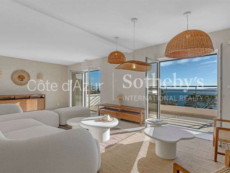 Maison avec Vue sur mer Roquebrune-sur-Argens - 5 chambres - 230m²