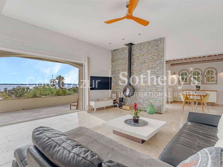 House with Sea view Roquebrune-sur-Argens - 6 bedrooms - 250m²