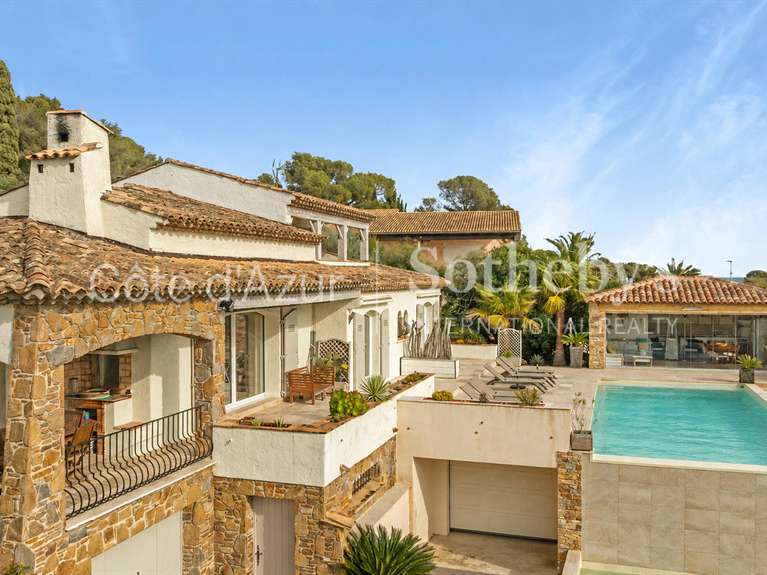 Maison avec Vue sur mer Roquebrune-sur-Argens - 6 chambres - 250m²