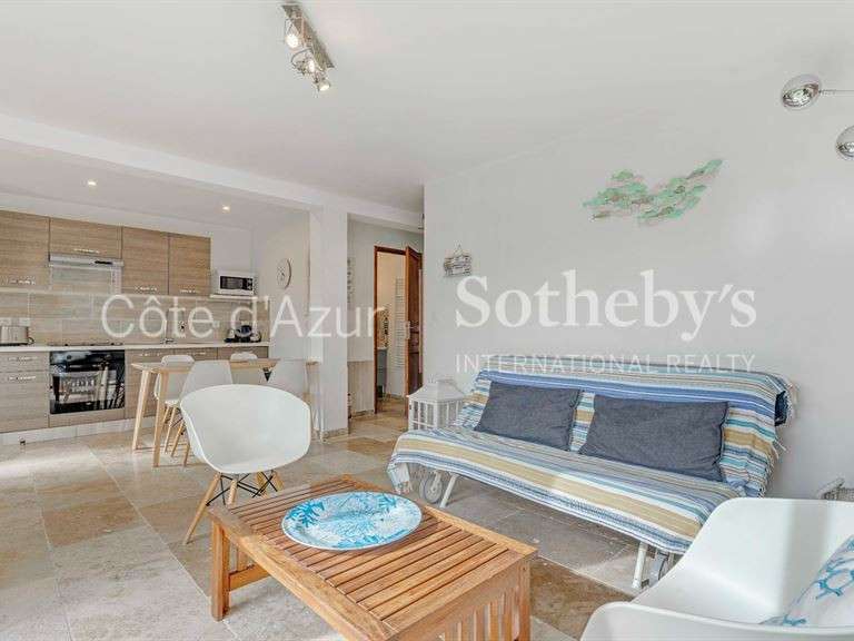 House with Sea view Roquebrune-sur-Argens - 6 bedrooms - 250m²