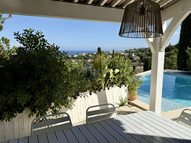 House with Sea view Roquebrune-sur-Argens - 3 bedrooms - 124m²