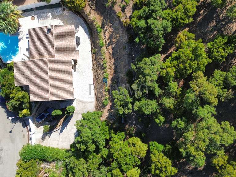 House with Sea view Roquebrune-sur-Argens - 3 bedrooms - 124m²