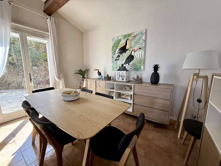 House with Sea view Roquebrune-sur-Argens - 3 bedrooms - 124m²