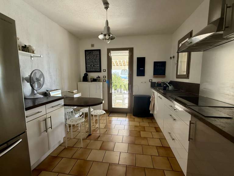 House with Sea view Roquebrune-sur-Argens - 3 bedrooms - 124m²