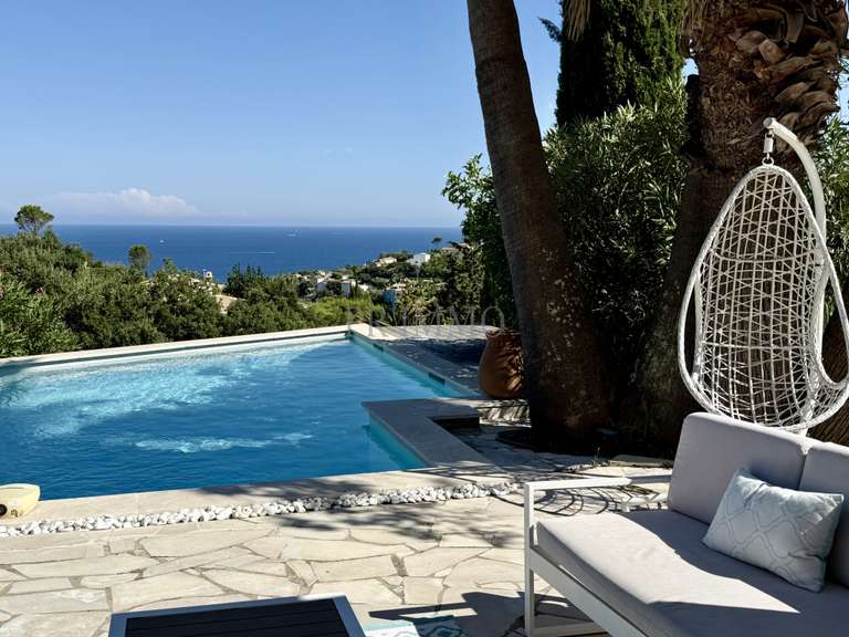 House with Sea view Roquebrune-sur-Argens - 3 bedrooms - 124m²