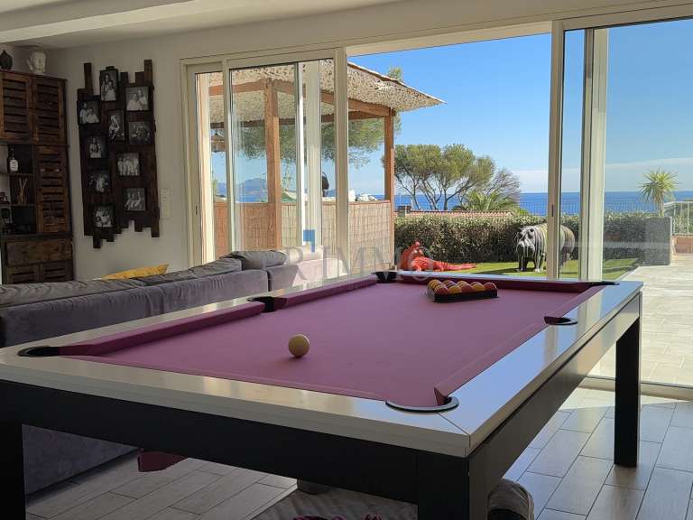 House with Sea view Roquebrune-sur-Argens - 4 bedrooms - 173m²