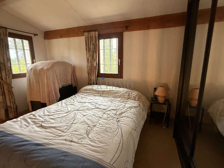 House Roquebrune-sur-Argens - 3 bedrooms - 113m²