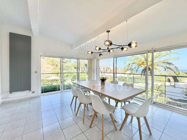 Maison avec Vue sur mer Roquebrune-sur-Argens - 5 chambres - 160m²