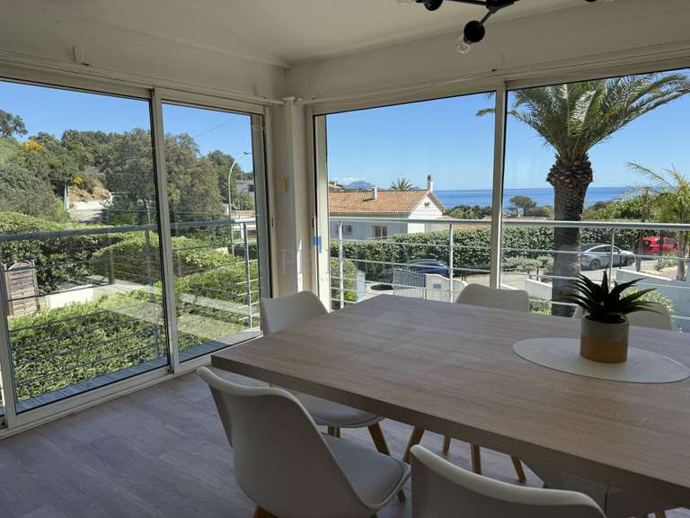 Maison avec Vue sur mer Roquebrune-sur-Argens - 5 chambres - 160m²