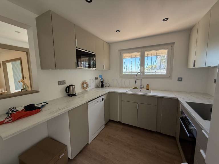 Maison avec Vue sur mer Roquebrune-sur-Argens - 5 chambres - 160m²