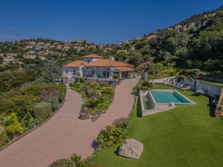 Maison avec Vue sur mer Roquebrune-sur-Argens - 4 chambres - 330m²