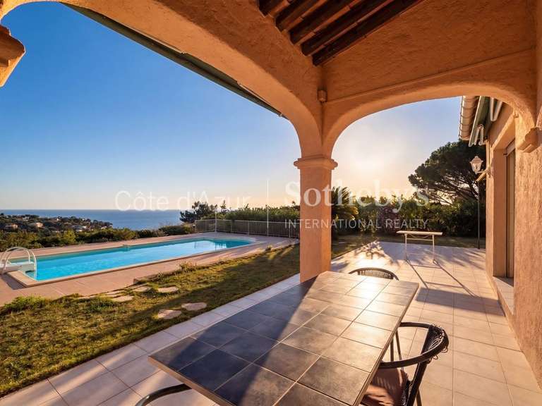 Maison avec Vue sur mer Roquebrune-sur-Argens - 3 chambres - 140m²