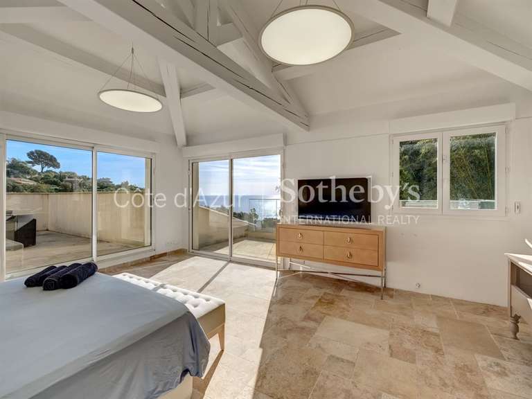 Maison avec Vue sur mer Roquebrune-sur-Argens - 5 chambres - 216m²