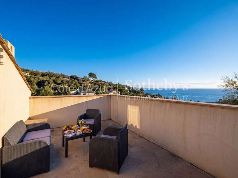 Maison avec Vue sur mer Roquebrune-sur-Argens - 5 chambres - 216m²