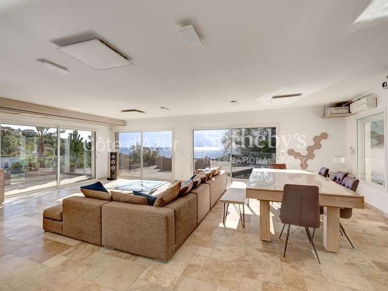 Maison avec Vue sur mer Roquebrune-sur-Argens - 5 chambres - 216m²