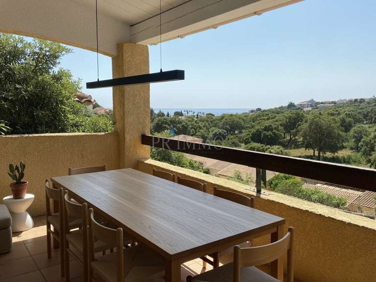 House with Sea view Roquebrune-sur-Argens - 4 bedrooms - 112m²