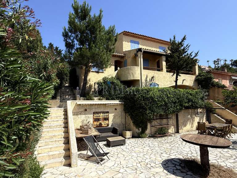 Maison avec Vue sur mer Roquebrune-sur-Argens - 4 chambres - 112m²