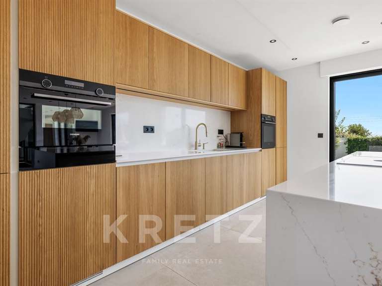 Maison avec Vue sur mer Roquebrune-sur-Argens - 4 chambres - 242m²