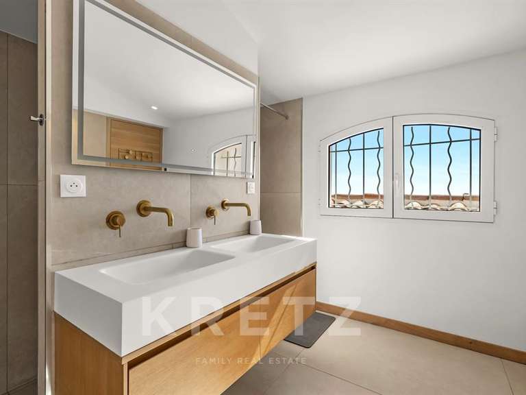 Maison avec Vue sur mer Roquebrune-sur-Argens - 5 chambres - 180m²