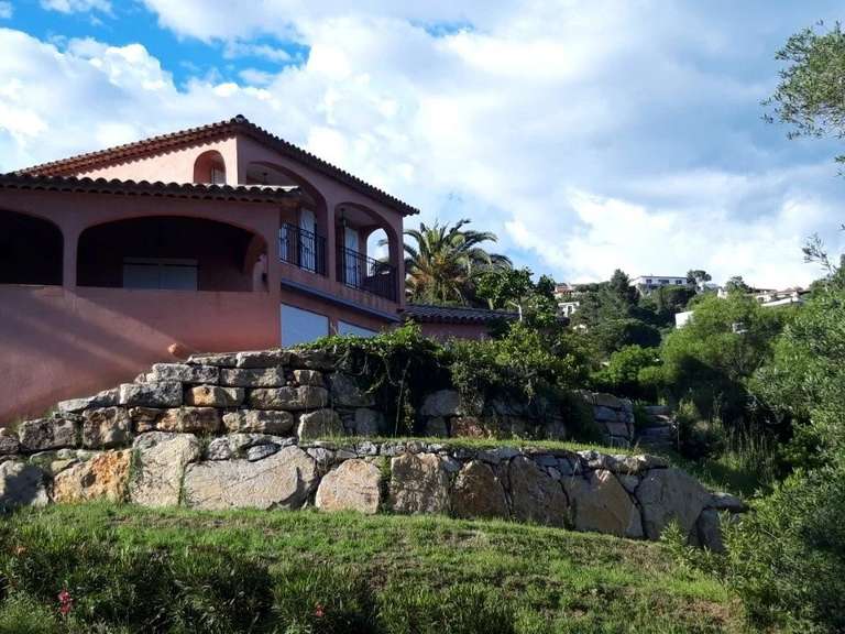 Maison avec Vue sur mer Roquebrune-sur-Argens - 4 chambres - 137m²