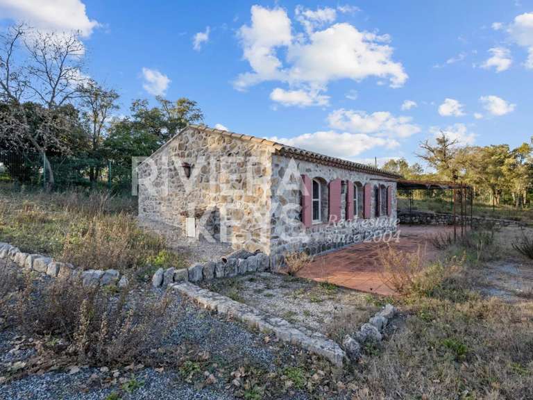 Propriété Roquebrune-sur-Argens - 9 chambres - 525m²